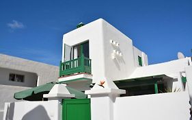 Ave Paraiso - Cozy And Sunny House